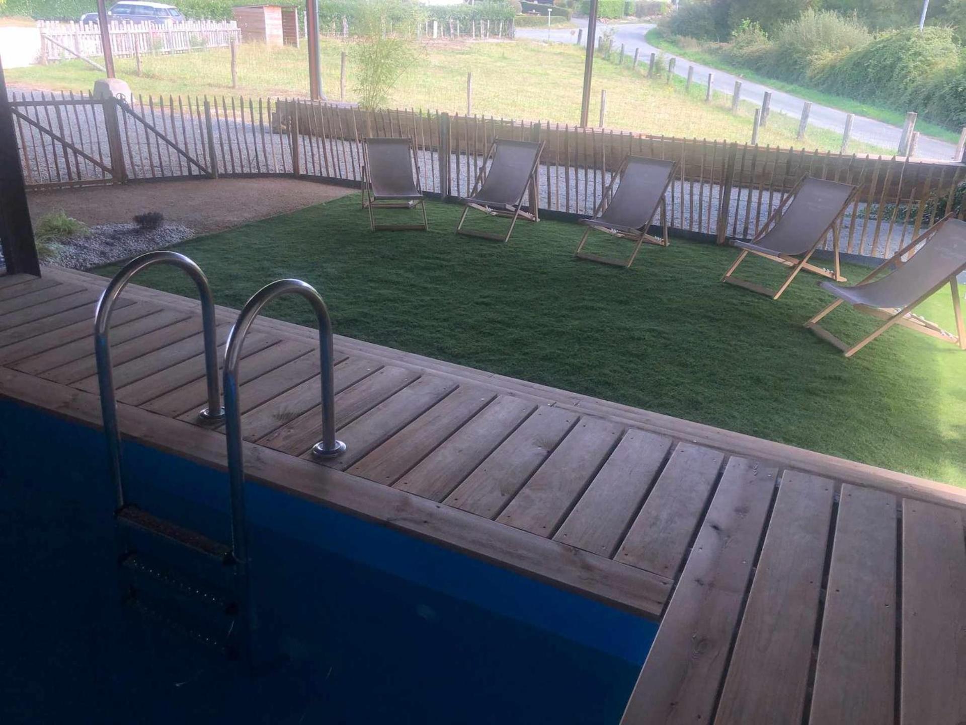 Le Petit Monty Gite Cote Etang Saint-Malo-du-Bois ภายนอก รูปภาพ