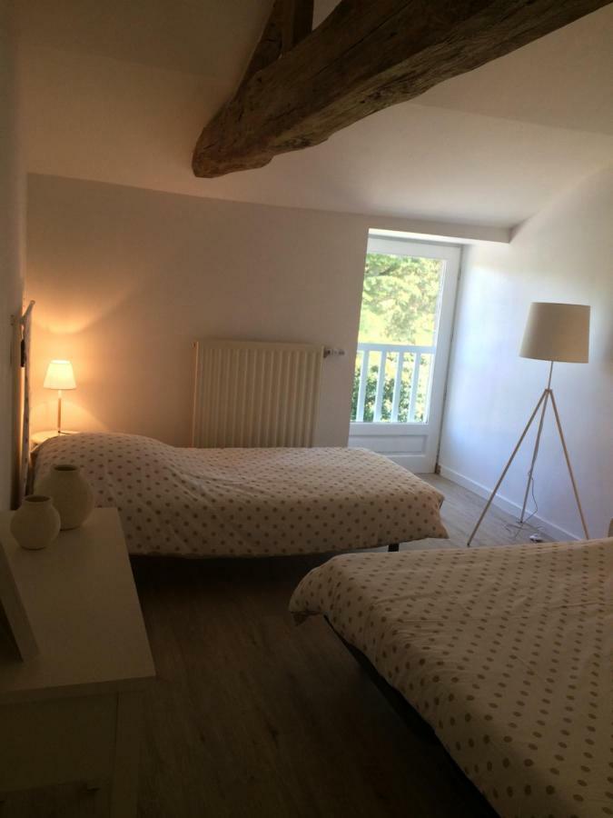 Le Petit Monty Gite Cote Etang Saint-Malo-du-Bois ภายนอก รูปภาพ